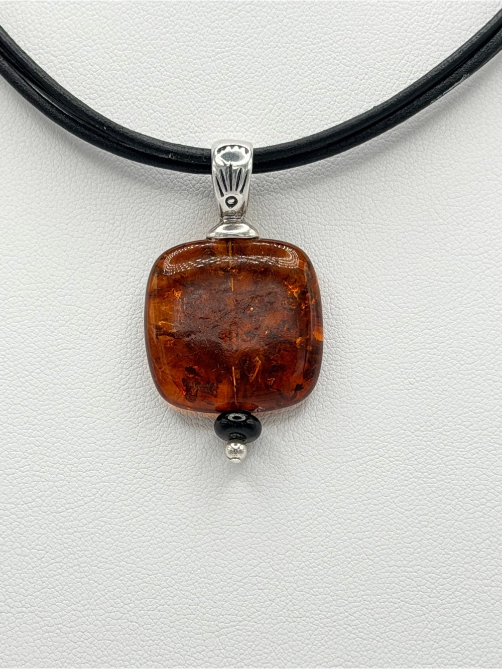 Silpada Vintage Sterling 4-Strand Leather Amber Pendant w/Onyx Beads Necklace - Picture 5 of 15